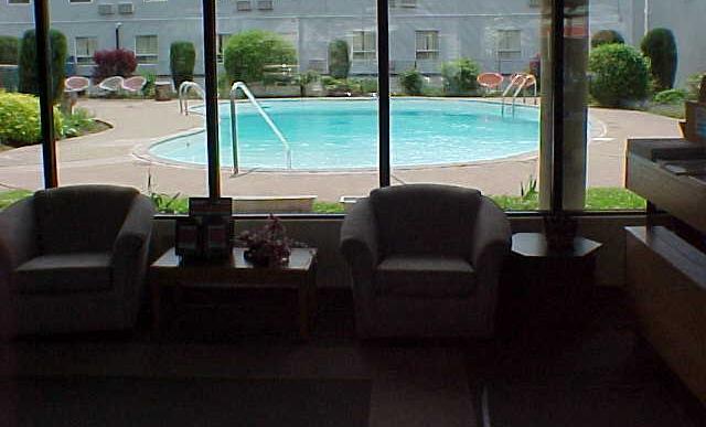 Canuck Inn And Suites Niagara Falls Exteriér fotografie