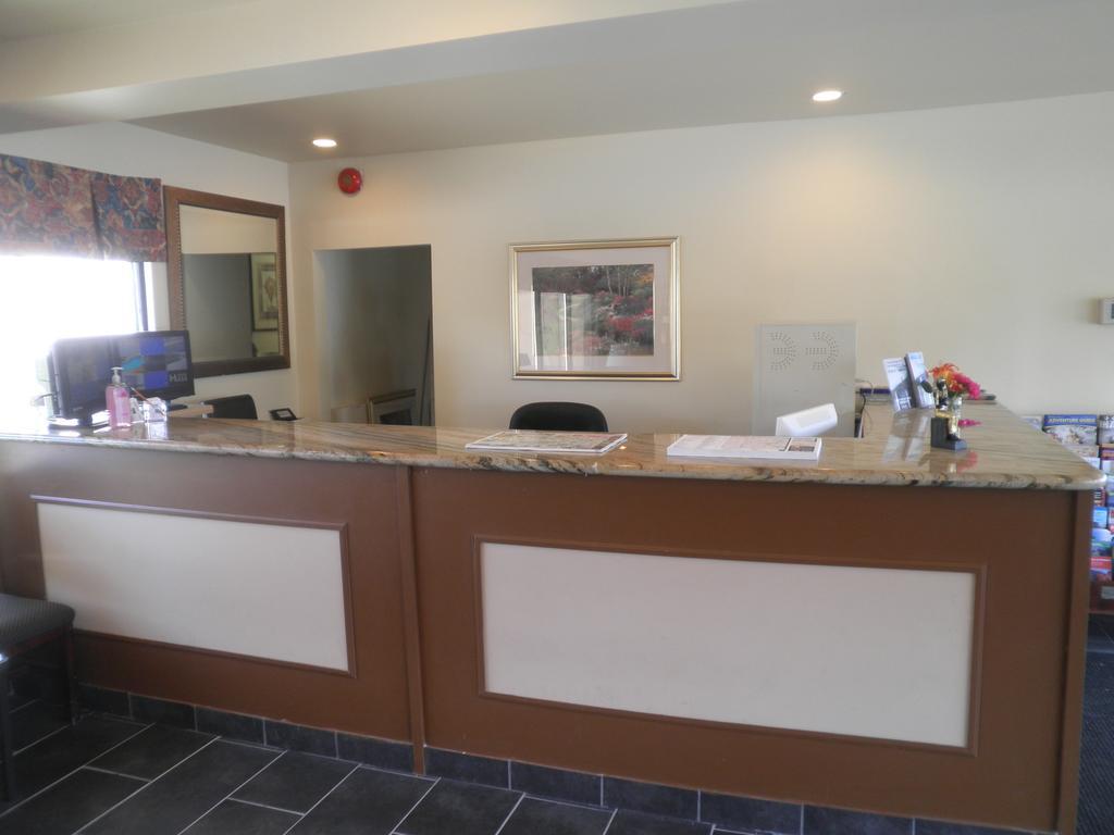 Canuck Inn And Suites Niagara Falls Exteriér fotografie